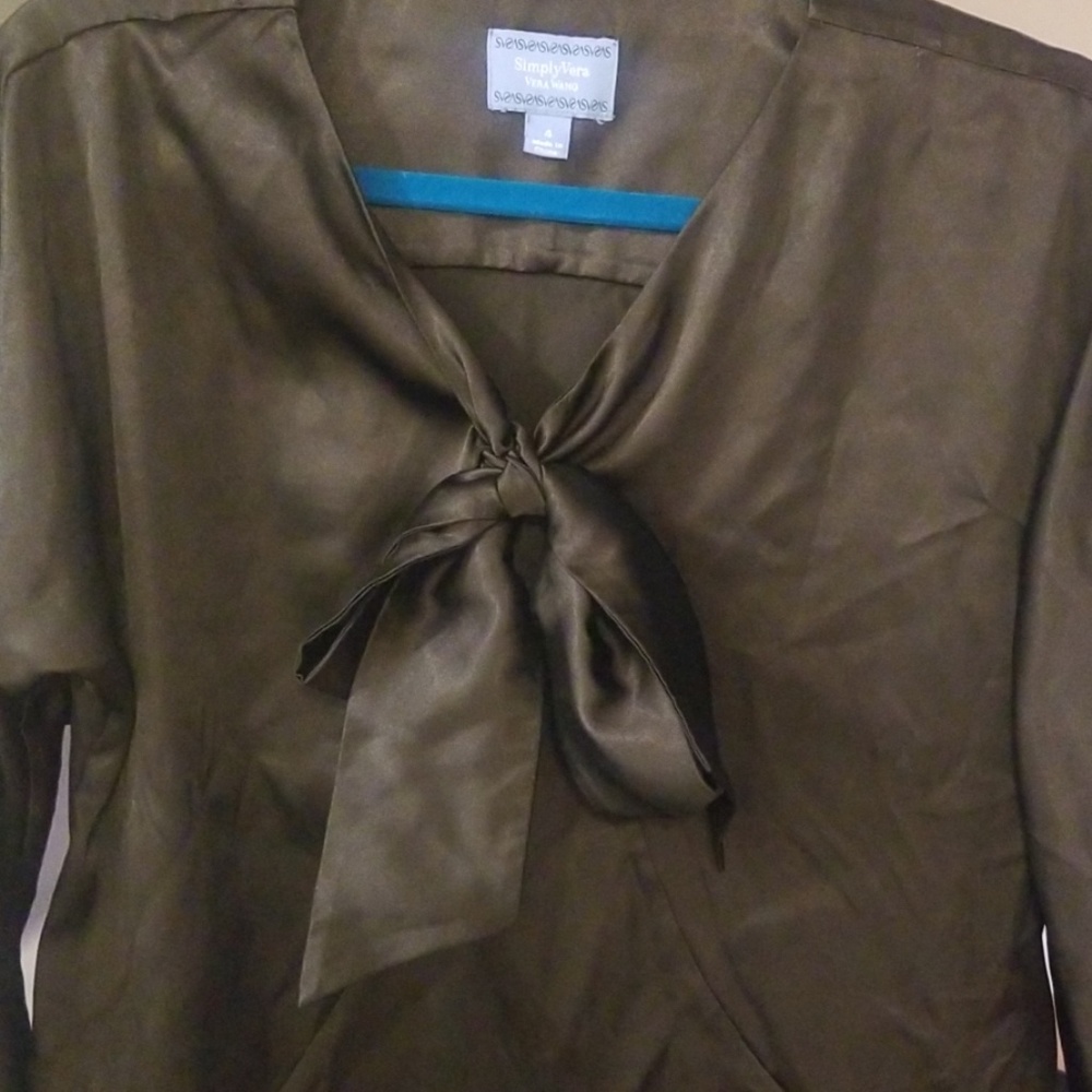 Vera Wang polyester and spandex blouse